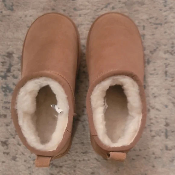 Women's Tan Platform Ankle Boots - Picture 5 of 9